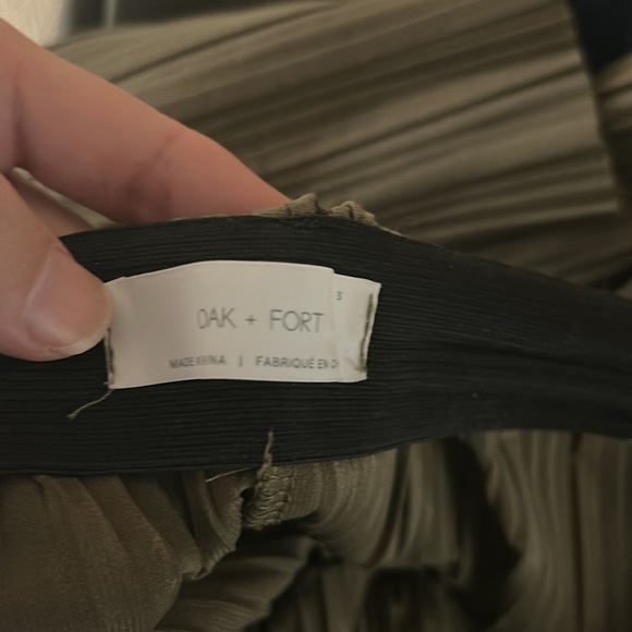 Oak & Fort olive green accordion pleated pant - sz Small - Picture 4 of 4